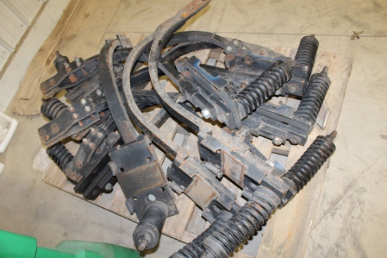10 DMI anhydrous shank NH3 and springs