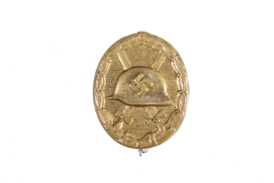 Nazi WWII Gold Wound badge