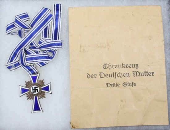 Nazi Mother’s Cross 3rd Class medal in bronze