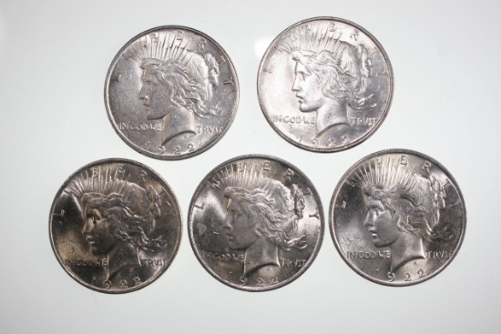Lot (5) 1922 U.S. silver Peace type dollars