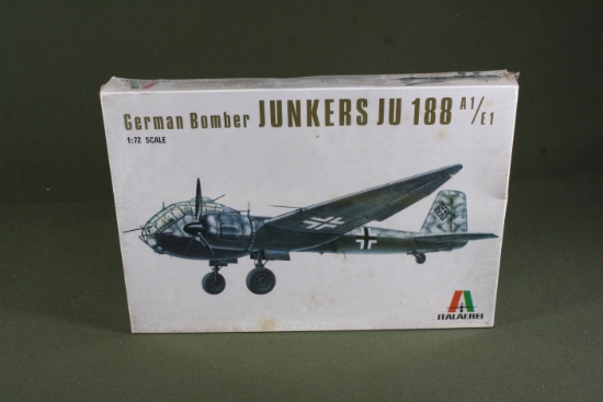 Italaerei 1/72 German Bomber Junkers JU 188 Kit