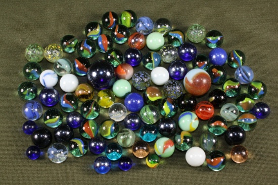 Lot of vintage/antique glass marbles