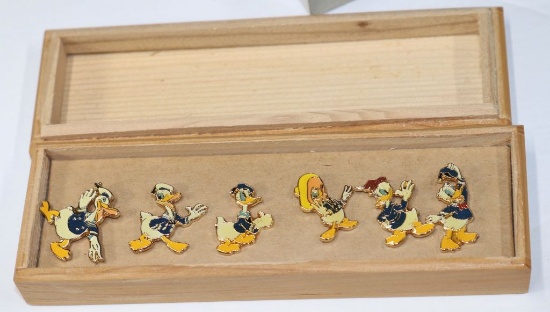 1990’s Disney’s “Donald Duck” retired 6 pin set