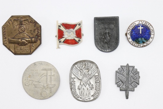 Grouping of WWII German WHW Medals/Tinnies