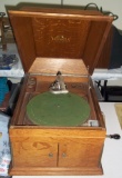 Antique Record Player Turntable RCA Victor Talking Machine Victrola NJ Crank Works VV-IX Rare Wood