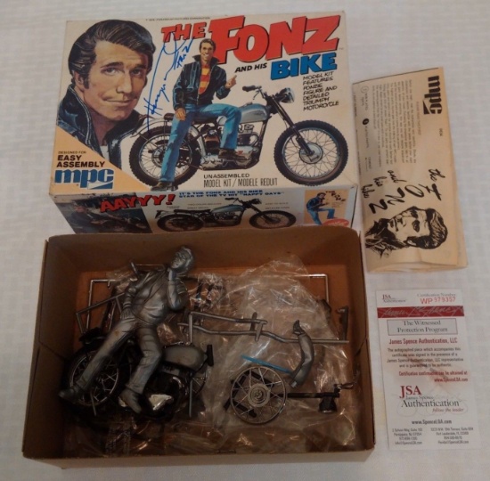 Autographed 1976 MPC Model Kit HENRY WINKLER Fonz Bike Happy Days 1/1? Toy Actor JSA COA