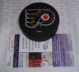 Autographed NHL Hockey Puck JSA COA Flyers Vinny Vaclav Prospal