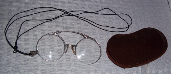 Vintage Old Antique Glasses Streamline w/ Case & String 10 12 KGF 14K Spring Pinchers Pince Nez
