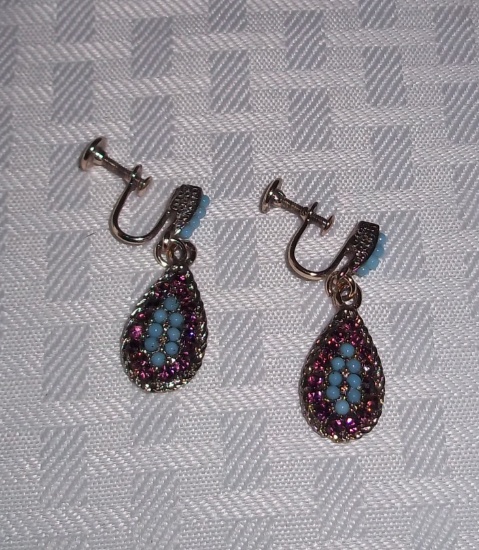 Vintage Antique Jewelry Earrings Pair Set Unknown Maker Could Be Silver Or Gold ??