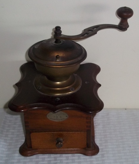 Antique Early Coffee Mill Grinder Dovetail Old Screws Wooden P&D European Geschmiedet Werk D.R.G.M.