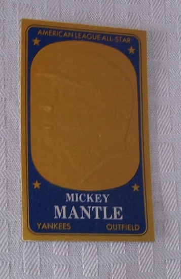 Vintage 1965 Topps Embossed Baseball Card #11 Mickey Mantle Yankees Really Nice Condition HOF