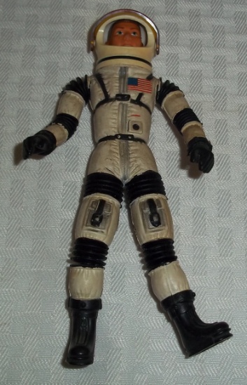 Vintage 1966 Mattel Major Matt Mason Figure Bendy White Suit w/ Astronaut Helmet Rare