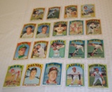 Vintage 1972 Topps MLB Baseball High Number 19 Card Lot w/ Frank Robinson Rare Final Series Hi #