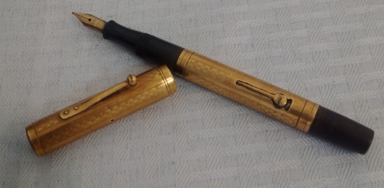 Vintage Ideal Fountain Pen Waterman's USA Gold?