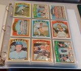 Vintage 1972 Topps MLB Baseball Card Album 261 Cards Stars HOFers