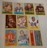 10 Vintage 1967 Philadelphia NFL Football Card Lot Some Stars HOFers