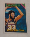 Vintage 1975-76 Topps NBA Basketball Card #90 Kareem Abdul Jabbar Lakers HOF Pack Fresh Sharp