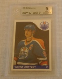 Vintage 1985-86 Topps NHL Hockey Card #120 Wayne Gretzky Oilers HOF BGS GRADED 9 MINT Beckett