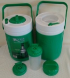 (2) The Kooler Green Cooler w/ 2 Shaker Bottles & Lids Unused New Pair