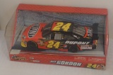 2005 Winner's Circle NASCAR Die Cast 1:24 Car MIB New Jeff Gordon