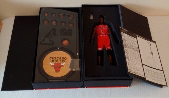 Very Rare Enterbay NBA Basketball Doll Complete w/ Box 1/6 Scale Figure Clothes Derrick Rose