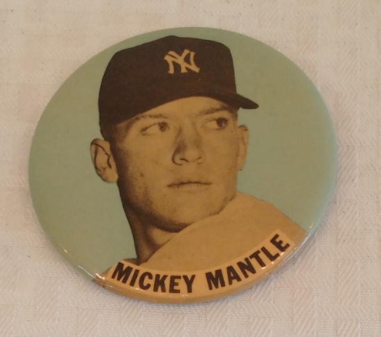 Vintage 1950s Mickey Mantle Large Stadium Pin Button Blue Background Yankees HOF 3-1/2'' MLB