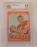 Vintage 1971 Topps NFL Football Card #180 Len Dawson Chiefs HOF BVG Beckett GRADED 6.5 EX-MT+