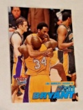 2000 Fleer Ultra #10 Kobe Bryant Shaq Hug NBA Basketball Card Sharp O'Neal HOF Pack Fresh