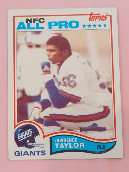 Key Vintage 1982 Topps NFL Football Rookie Card RC #434 Lawrence Taylor LT Giants HOF