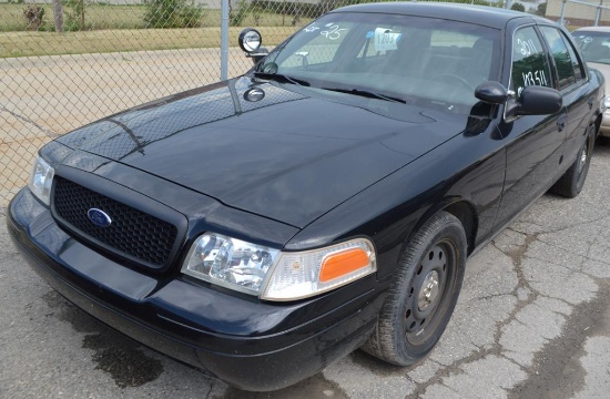 2011 FORD CROWN VIC