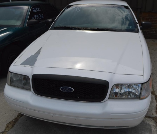 2005 FORD CROWN VIC