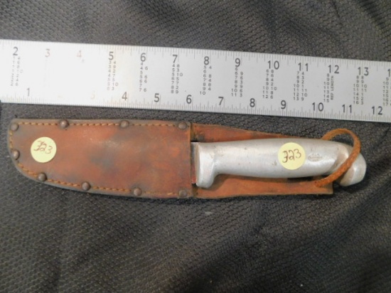 Richtig 9 1/4 inch knife, with 4 1/2 inch blade, has mark