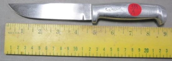Richtig Hunting Knife 4 3/4 inch blade, has mark