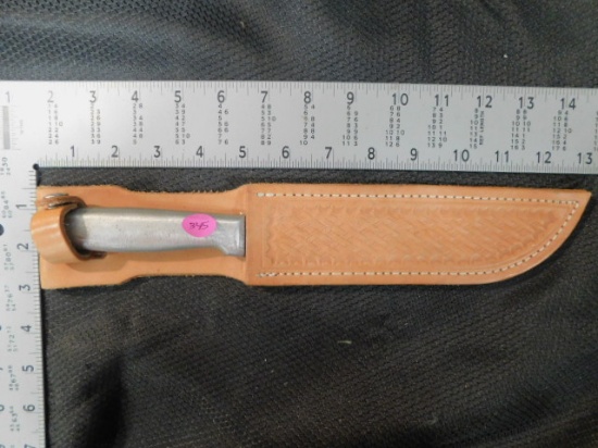 Richtig 6 3/4 inch Kitchen Knife, has mark