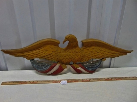 Vtg Carved Eagle & Flag