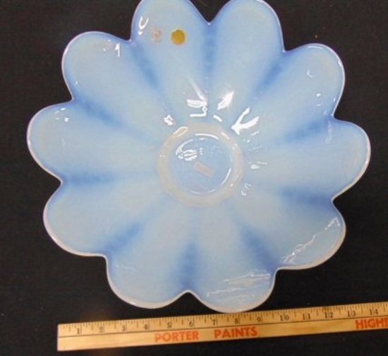 Yalos Casa Murano Art Glass Opalescent Blue Flowered Petal Bowl