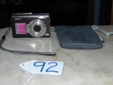 Sanyo Digital Camera Model V P C - T 700 T Ws/ Nice Carry Case & 1 G B Disk