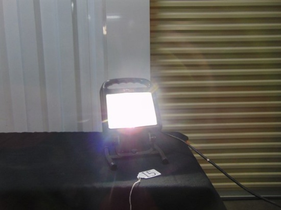 Utili Tech Pro Portable L E D Work Light