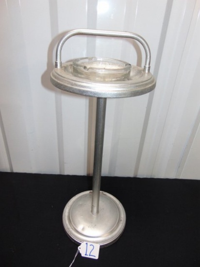 Vtg Metal Free Standing Ash Tray