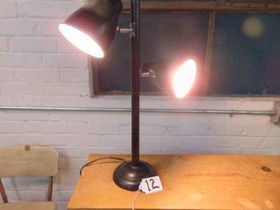 Double Light Table Work Lamp (plant)