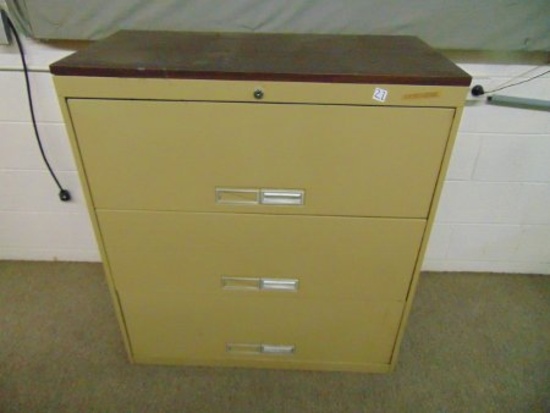 3 Drawer Metal Long Ways File Cabinets (local Pick Up Only)