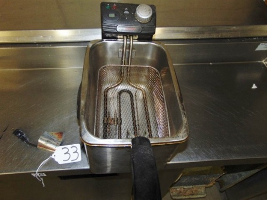 Nesco Stainless Steel Deep Fryer  (local Pick Up Only )