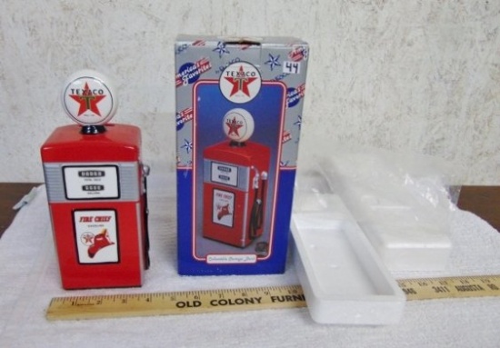 N I B Vtg Enesco Ceramic Texaco Gas Pump Savings Bank