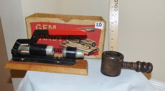 2 Vtg Nutcrackers: Gem Dandy & A Wooden Vise Screw Tight Nut Cracker