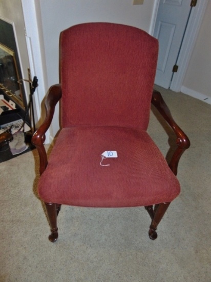 Vtg Solid Wood Upholstered Queen Anne Style Accent Chair ( Local Pick Up Only )