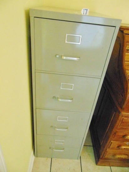 Metal 4 Drawer File Cabinet ( Local Pick Up Only )