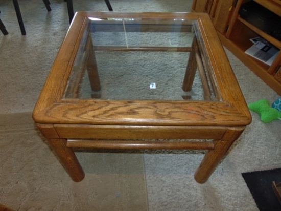 Vtg Solid Oak End Table W/ Beveled Glass Top By Athens Furniture