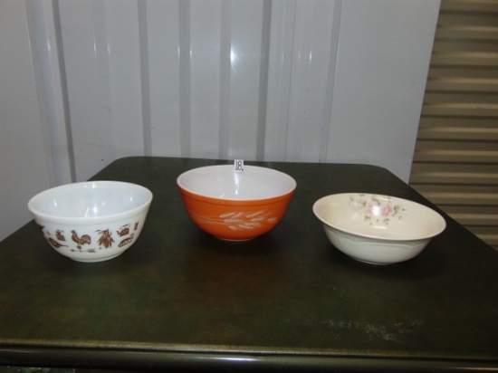 3 Vtg Mixing & Serving Bowls: 2 Pyrex Mixing Bowls & A Pfatzgraff Vegetable Bowl