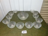 Lettuce Designed Salad Serving Bowl & 12 Salad Bowls