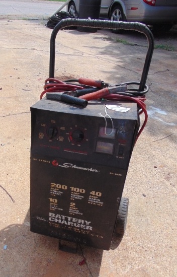 Schumaker S E - 4022 Battery Charger & Tester On Wheels( Local pick up only )